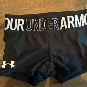 NWT Under armour Youth Short YSM
